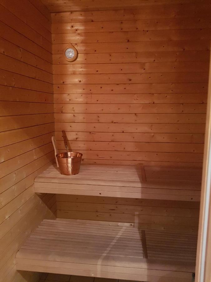 Funaesdalsporten Roeda Husen Funaesdalen Exterior foto
