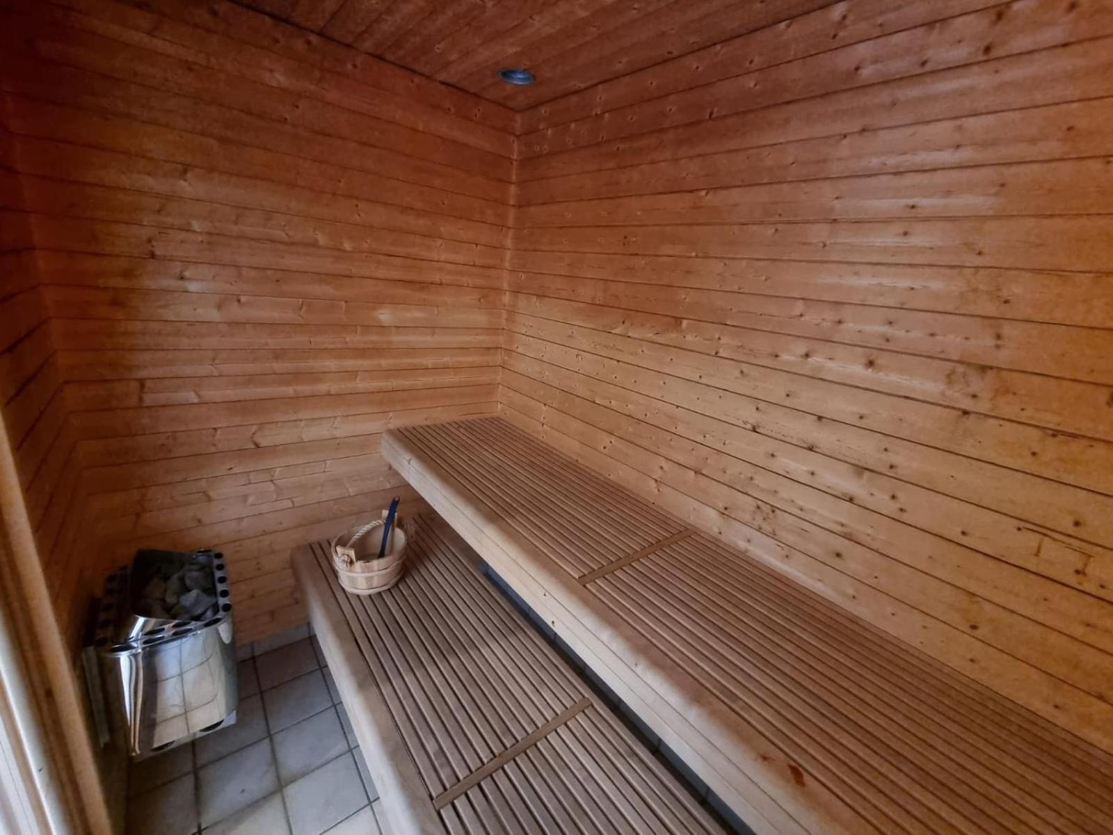 Funaesdalsporten Roeda Husen Funaesdalen Exterior foto